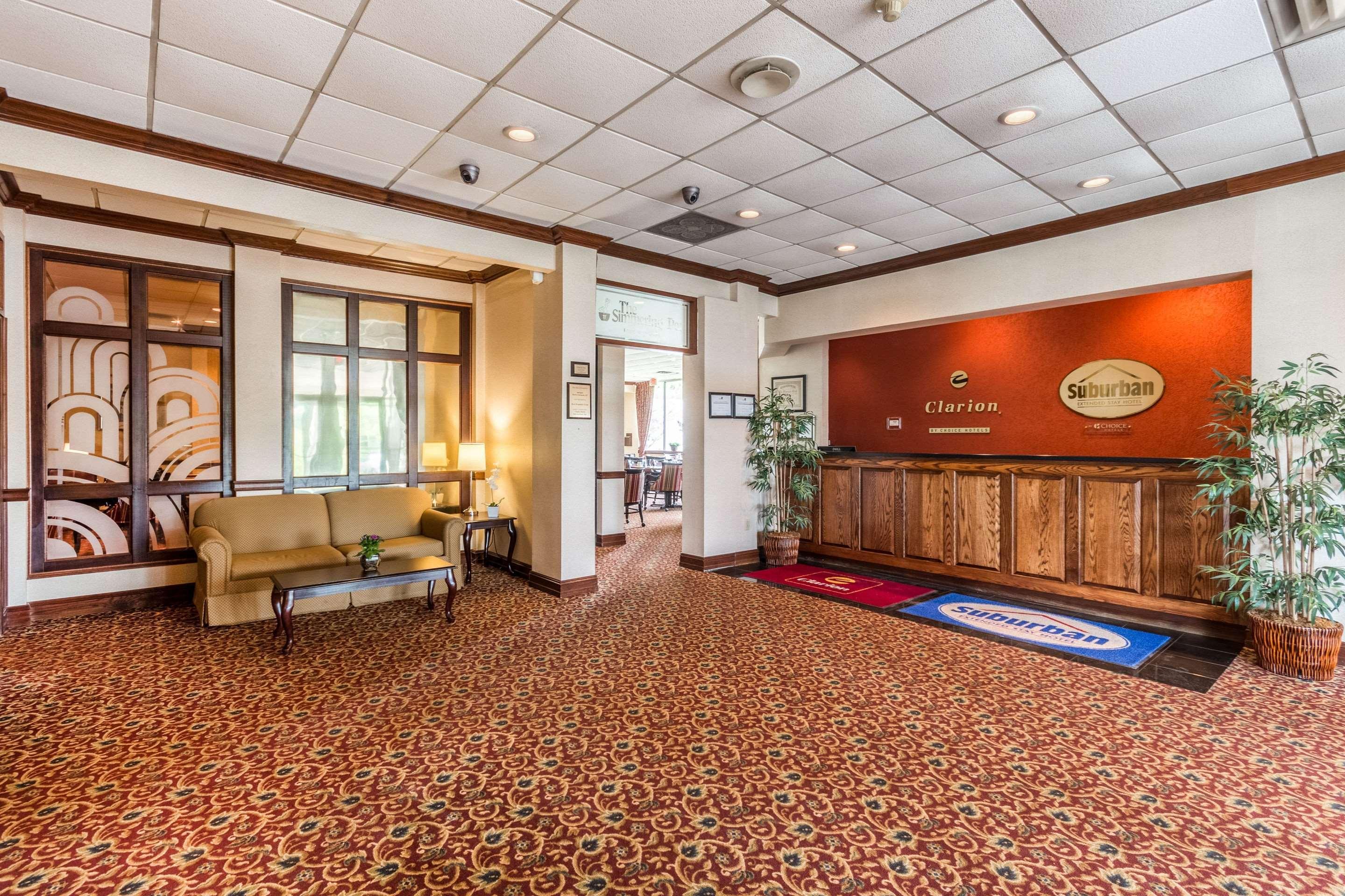 Suburban Extended Stay Hotel Fairmont Kültér fotó