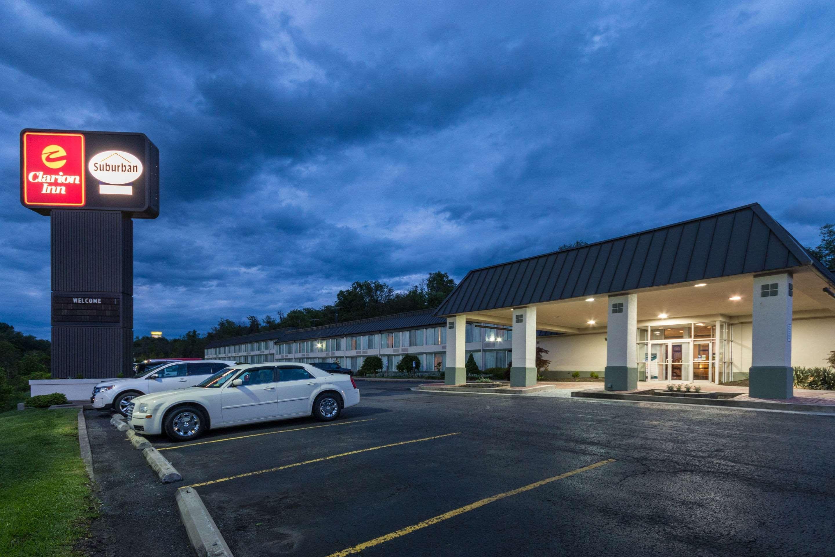 Suburban Extended Stay Hotel Fairmont Kültér fotó